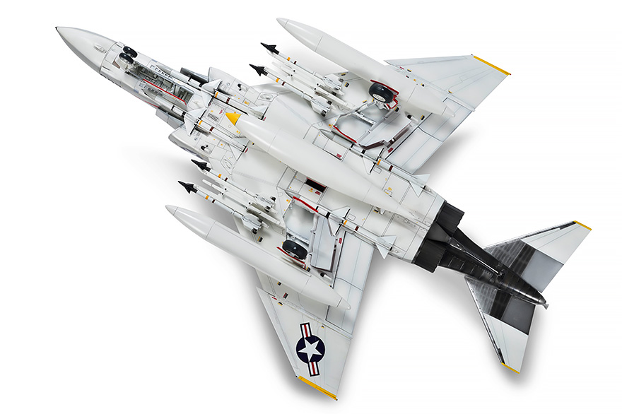 1/48 F-4J